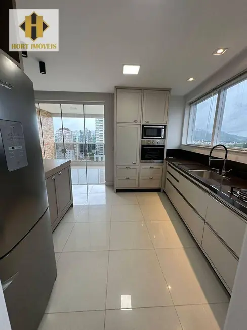 Foto 5 de Apartamento com 3 quartos à venda e para alugar, 140m2 em Meia Praia, Itapema - SC