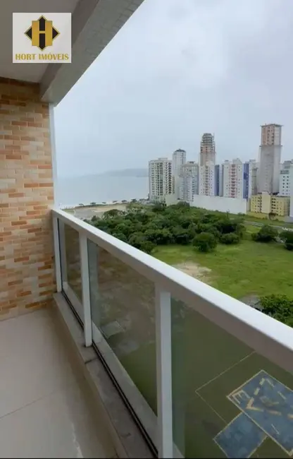 Foto 3 de Apartamento com 3 quartos à venda e para alugar, 140m2 em Meia Praia, Itapema - SC