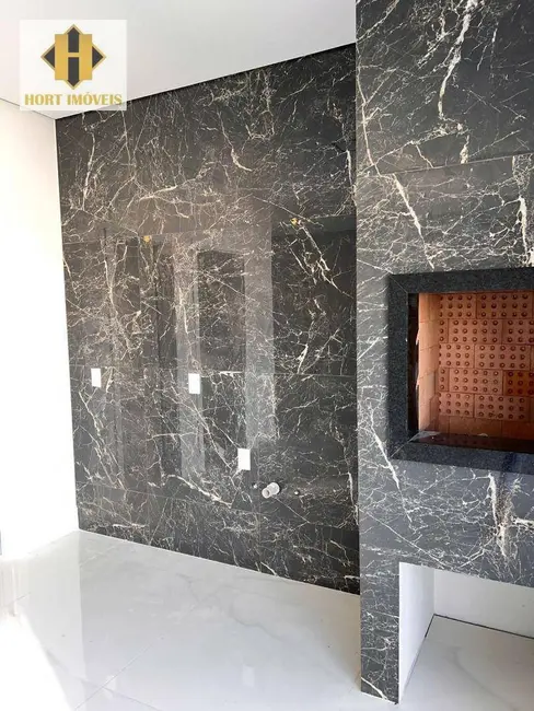 Casa com 3 quartos à venda, 160m2 em Tijucas - SC - imagem 3 Foto 3 de Casa com 3 quartos à venda, 160m2 em Tijucas - SC