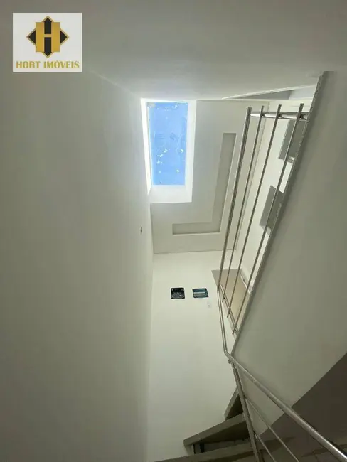 Foto 6 de Sobrado com 3 quartos à venda, 68m2 em Porto Belo - SC