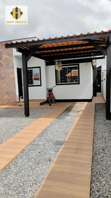 Foto 2 de Casa de Condomínio com 2 quartos à venda, 180m2 em Tijucas - SC