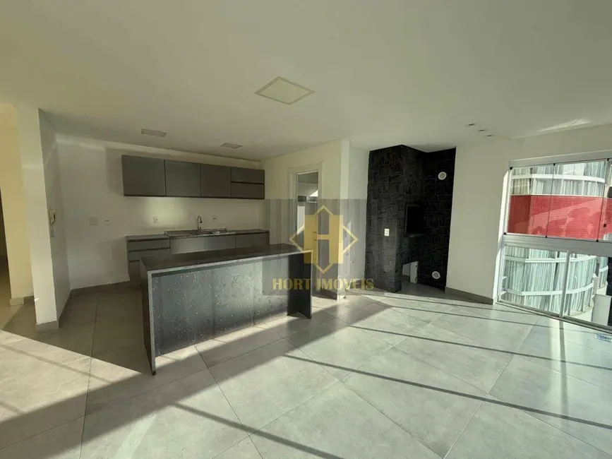 Foto 6 de Apartamento com 4 quartos para alugar, 200m2 em Meia Praia, Itapema - SC