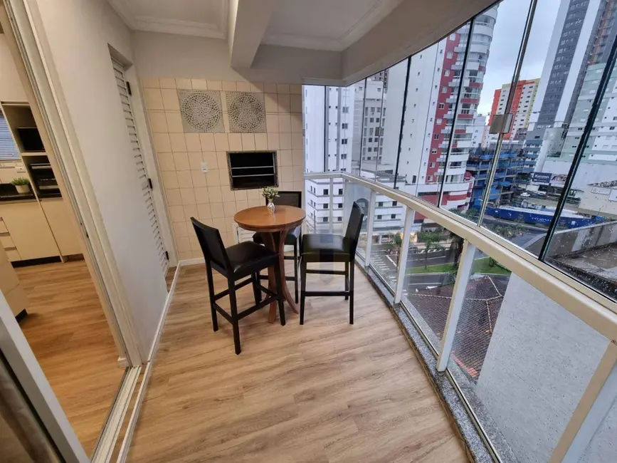 Apartamento com 3 quartos à venda, 100m2 em Centro, Balneario Camboriu - SC - imagem 5 Foto 5 de Apartamento com 3 quartos à venda, 100m2 em Centro, Balneario Camboriu - SC