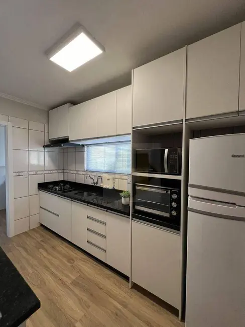 Apartamento com 3 quartos à venda, 100m2 em Centro, Balneario Camboriu - SC - imagem 3 Foto 3 de Apartamento com 3 quartos à venda, 100m2 em Centro, Balneario Camboriu - SC