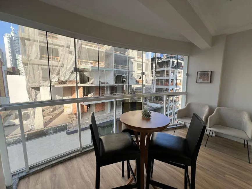 Apartamento com 3 quartos à venda, 100m2 em Centro, Balneario Camboriu - SC - imagem 1 Foto 1 de Apartamento com 3 quartos à venda, 100m2 em Centro, Balneario Camboriu - SC