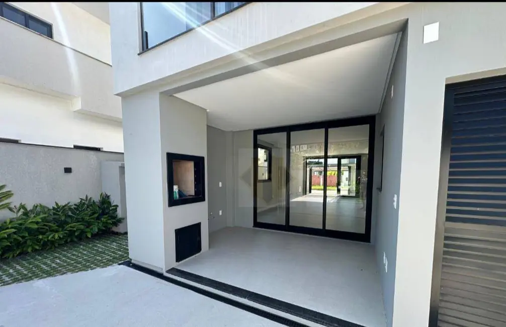 Foto 6 de Casa de Condomínio com 3 quartos à venda, 238m2 em Porto Belo - SC