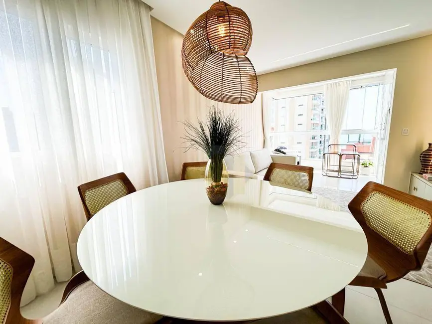 Foto 5 de Apartamento com 3 quartos à venda, 110m2 em Centro, Itapema - SC