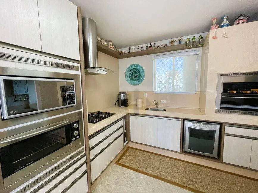 Foto 7 de Apartamento com 3 quartos à venda, 203m2 em Centro, Balneario Camboriu - SC