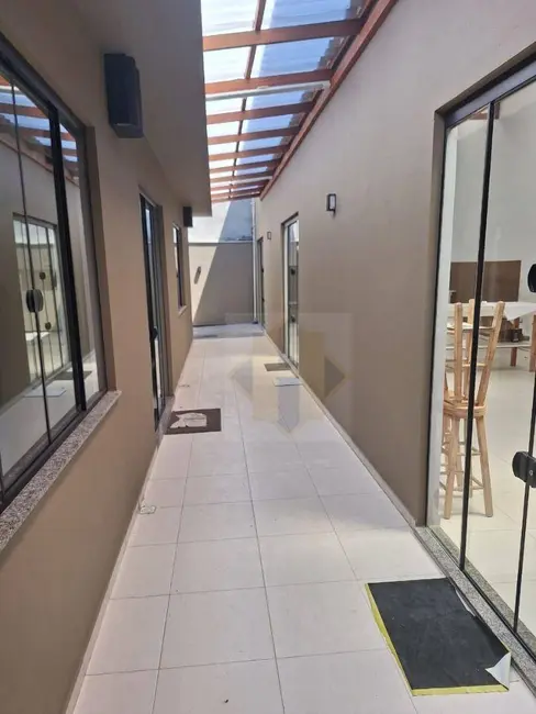 Foto 4 de Sala Comercial à venda, 360m2 em Porto Belo - SC