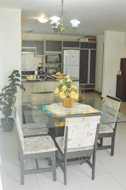 Apartamento com 3 quartos à venda, 133m2 em Centro, Balneario Camboriu - SC - imagem 8 Foto 8 de Apartamento com 3 quartos à venda, 133m2 em Centro, Balneario Camboriu - SC