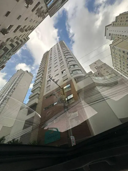 Apartamento com 3 quartos à venda, 133m2 em Centro, Balneario Camboriu - SC - imagem 3 Foto 3 de Apartamento com 3 quartos à venda, 133m2 em Centro, Balneario Camboriu - SC