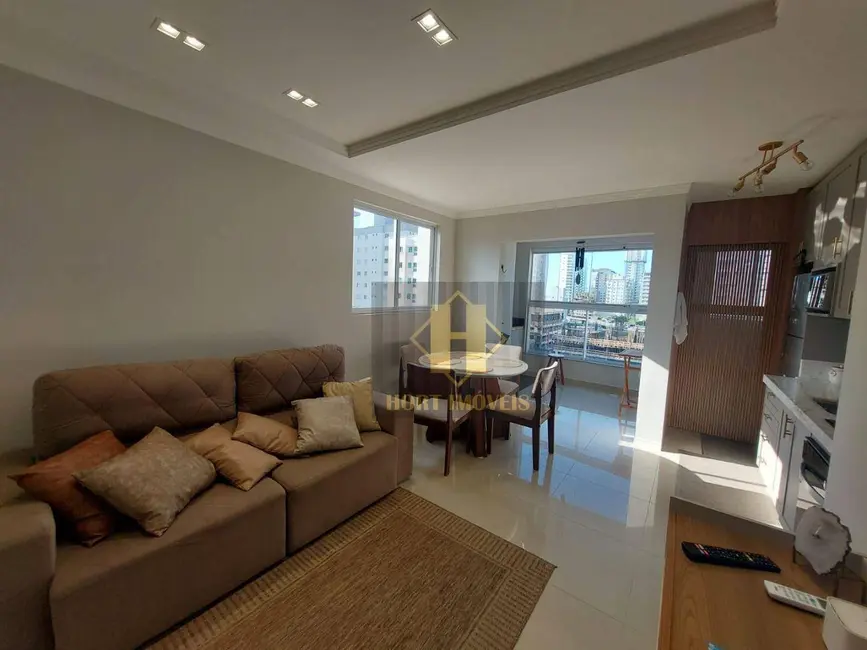 Foto 2 de Apartamento com 2 quartos à venda, 68m2 em Itapema - SC