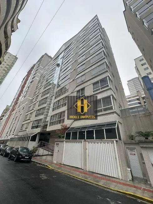 Foto 1 de Apartamento com 3 quartos para alugar, 125m2 em Meia Praia, Itapema - SC