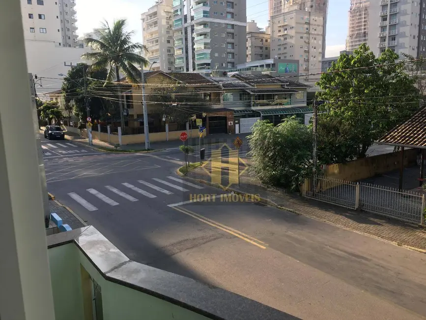 Foto 4 de Sobrado com 3 quartos à venda, 133m2 em Meia Praia, Itapema - SC