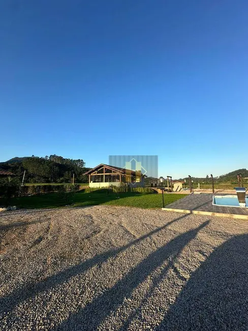 Chácara com 4 quartos à venda, 4747m2 em Tijucas - SC - imagem 3 Foto 3 de Chácara com 4 quartos à venda, 4747m2 em Tijucas - SC