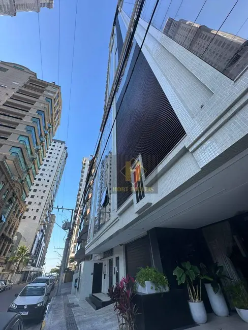 Foto 2 de Apartamento com 3 quartos à venda, 153m2 em Meia Praia, Itapema - SC