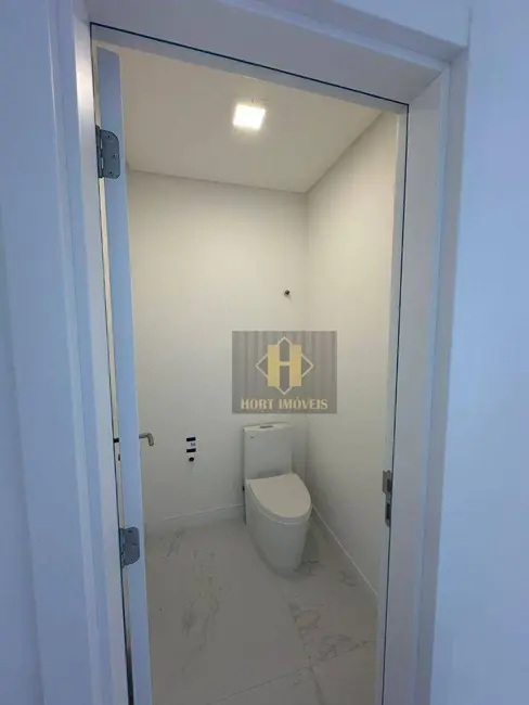 Foto 9 de Apartamento com 3 quartos à venda, 153m2 em Meia Praia, Itapema - SC