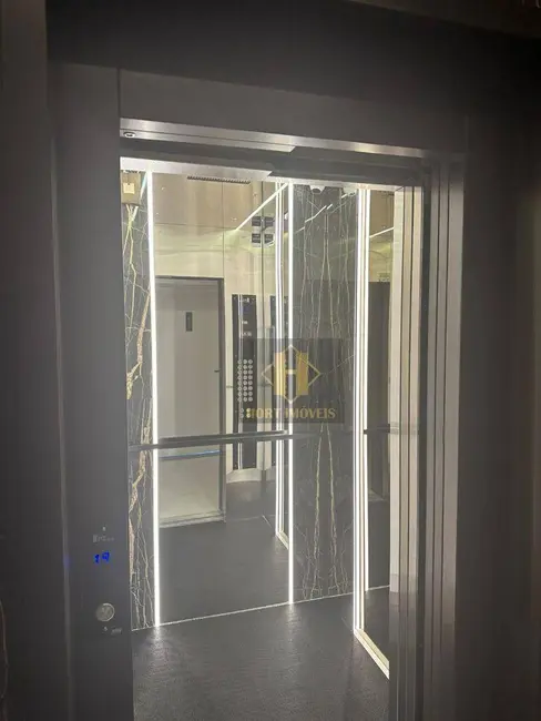 Foto 5 de Apartamento com 3 quartos à venda, 153m2 em Meia Praia, Itapema - SC