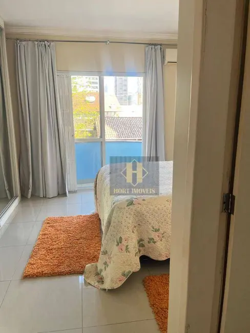 Foto 6 de Sobrado com 3 quartos à venda, 130m2 em Meia Praia, Itapema - SC