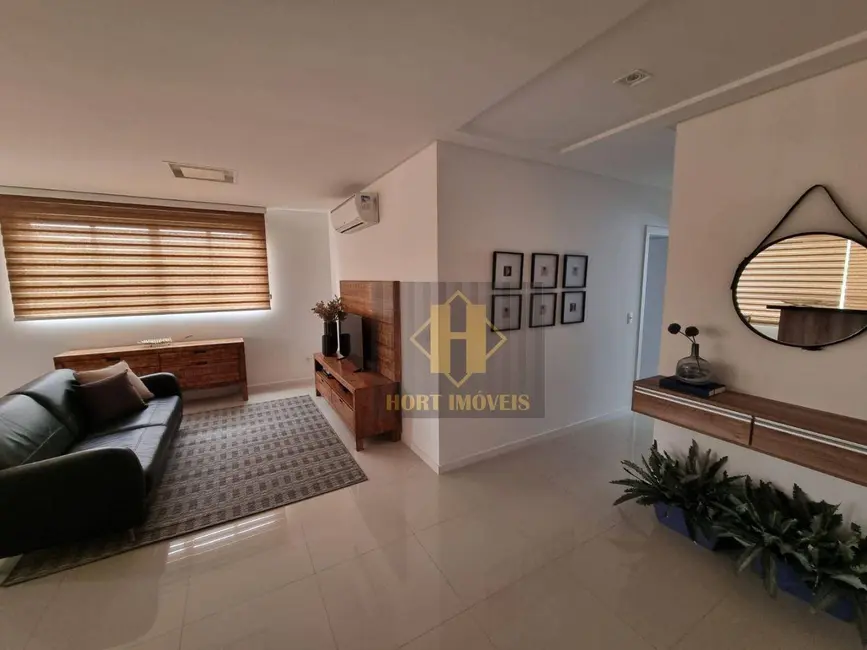 Foto 3 de Apartamento com 2 quartos à venda, 126m2 em Pioneiros, Balneario Camboriu - SC