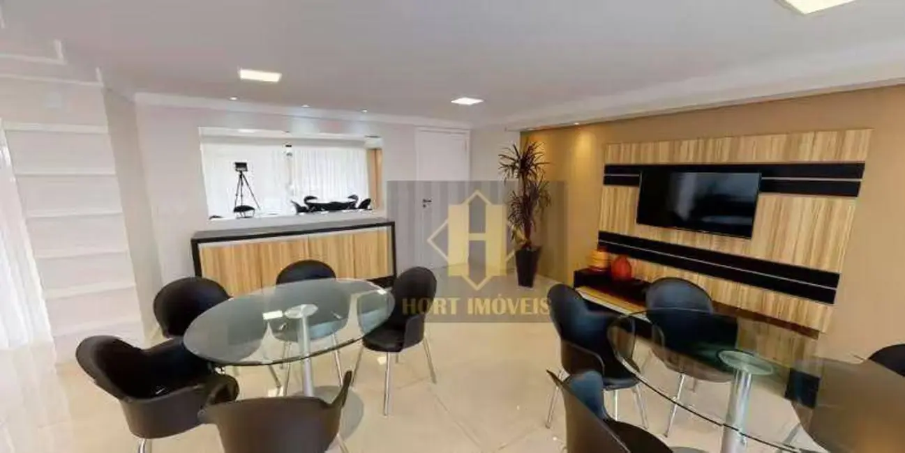 Apartamento com 3 quartos à venda, 157m2 em Centro, Balneario Camboriu - SC - imagem 6 Foto 6 de Apartamento com 3 quartos à venda, 157m2 em Centro, Balneario Camboriu - SC