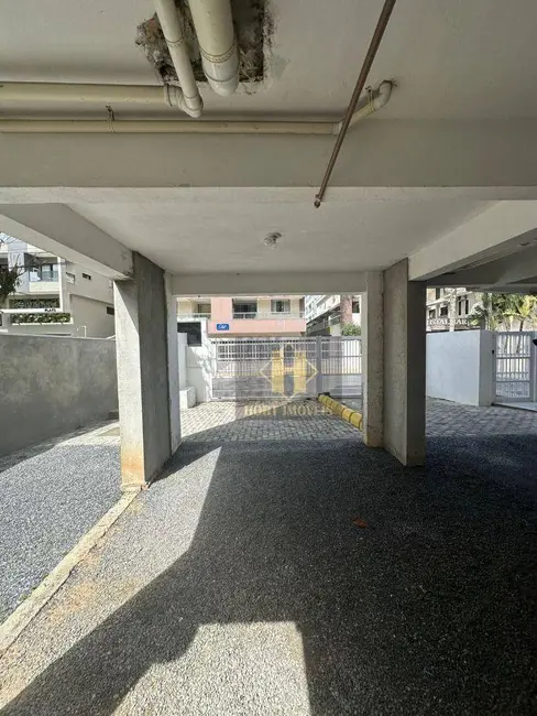 Foto 3 de Apartamento com 2 quartos para alugar, 100m2 em Bombinhas - SC