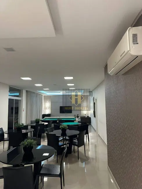 Apartamento com 3 quartos para alugar, 130m2 em Centro, Balneario Camboriu - SC - imagem 9 Foto 9 de Apartamento com 3 quartos para alugar, 130m2 em Centro, Balneario Camboriu - SC