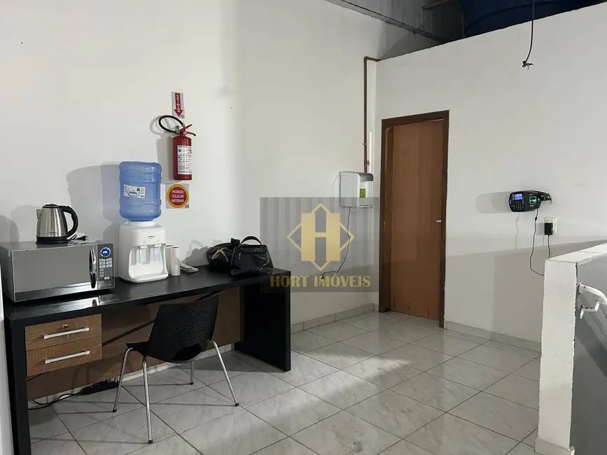 Foto 8 de Armazém / Galpão para alugar, 200m2 em Itapema - SC