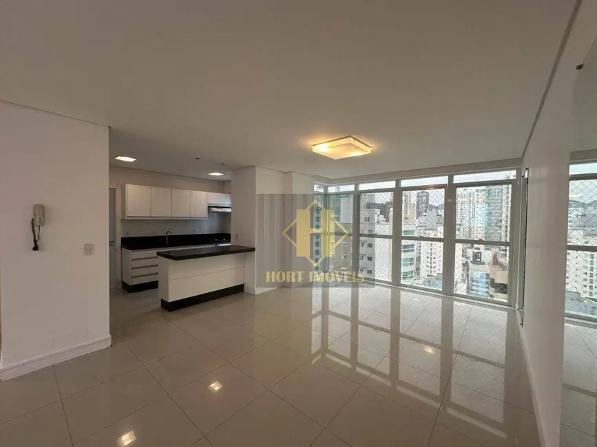 Foto 3 de Apartamento com 3 quartos para alugar, 146m2 em Centro, Balneario Camboriu - SC