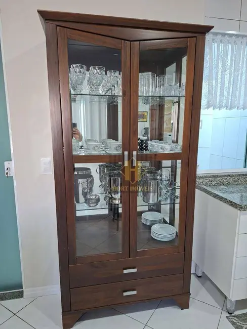 Foto 9 de Sobrado com 3 quartos para alugar, 150m2 em Itapema - SC