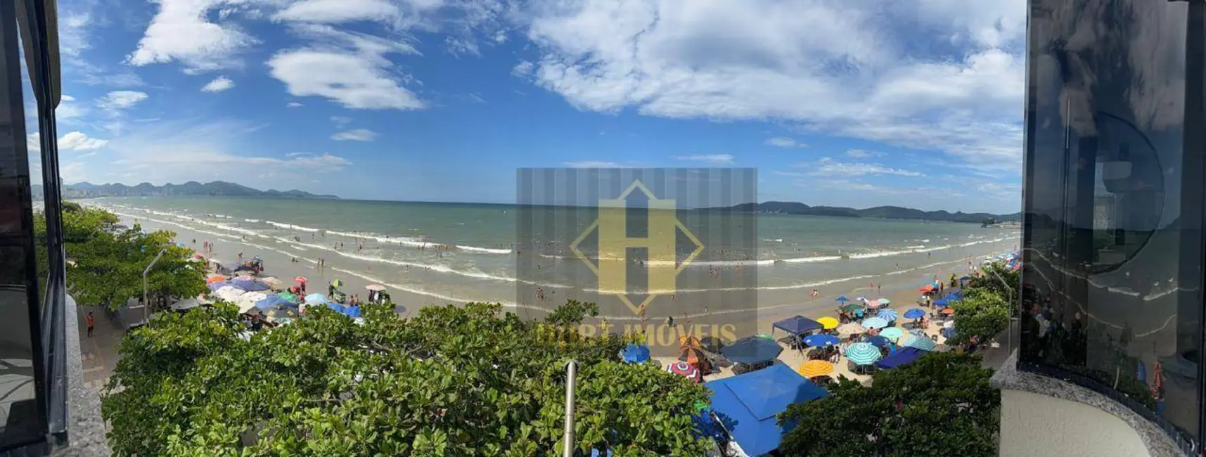 Foto 1 de Apartamento com 3 quartos para alugar, 165m2 em Meia Praia, Itapema - SC