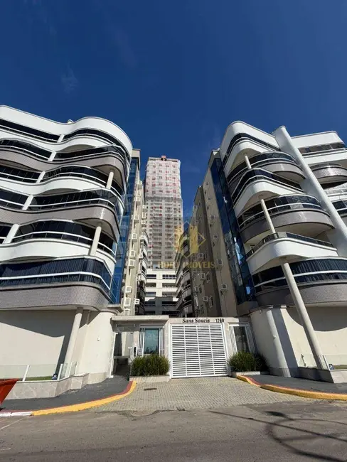 Foto 2 de Apartamento com 3 quartos para alugar, 148m2 em Centro, Itapema - SC
