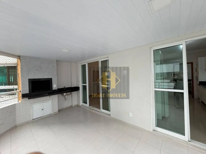 Foto 3 de Apartamento com 3 quartos para alugar, 140m2 em Meia Praia, Itapema - SC