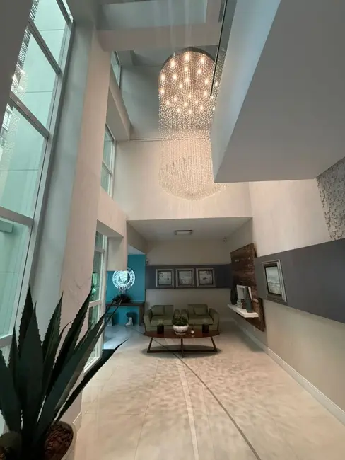 Apartamento com 3 quartos para alugar, 174m2 em Centro, Balneario Camboriu - SC - imagem 6 Foto 6 de Apartamento com 3 quartos para alugar, 174m2 em Centro, Balneario Camboriu - SC