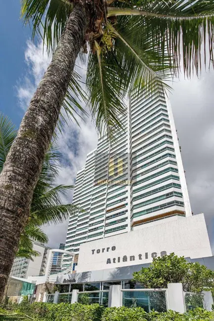 Apartamento com 4 quartos para alugar, 227m2 em Balneario Camboriu - SC - imagem 2 Foto 2 de Apartamento com 4 quartos para alugar, 227m2 em Balneario Camboriu - SC