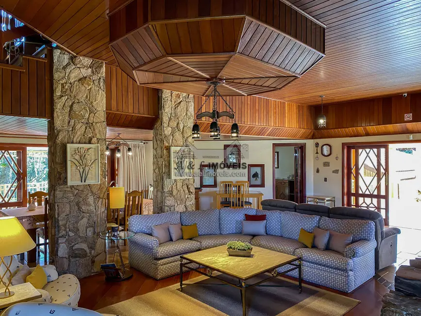 Foto 8 de Casa com 7 quartos à venda, 687m2 em Campos Do Jordao - SP