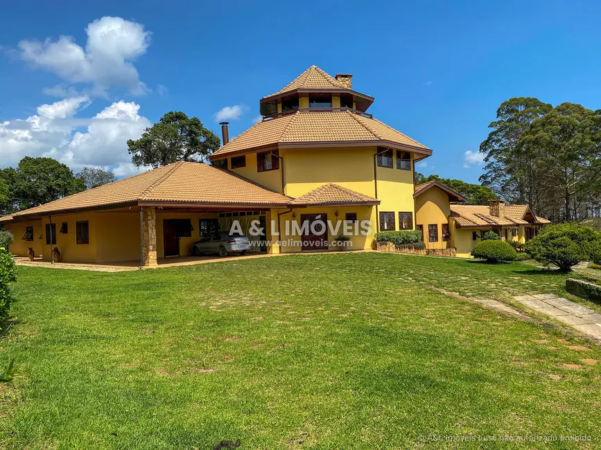 Foto 1 de Casa com 7 quartos à venda, 687m2 em Campos Do Jordao - SP