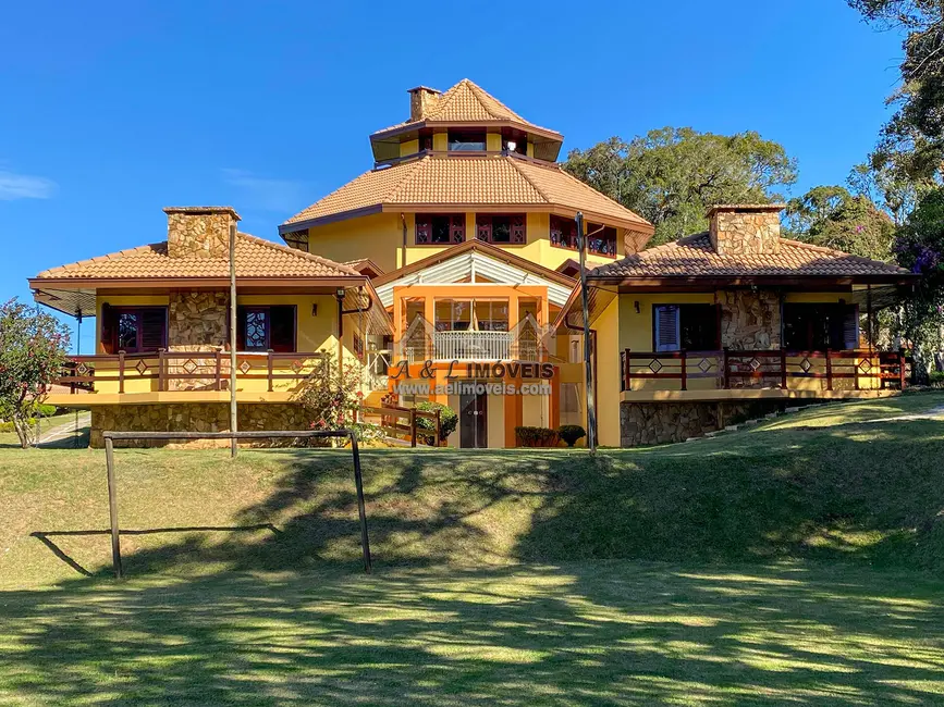 Foto 3 de Casa com 7 quartos à venda, 687m2 em Campos Do Jordao - SP