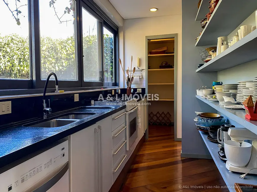 Foto 9 de Casa com 5 quartos à venda, 539m2 em Campos Do Jordao - SP