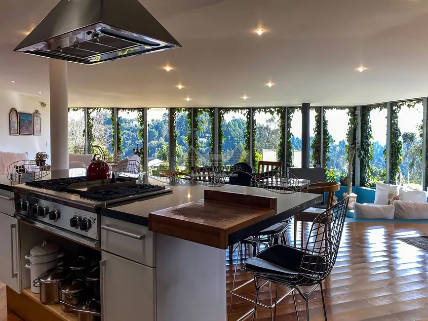 Foto 9 de Casa com 5 quartos à venda, 539m2 em Campos Do Jordao - SP