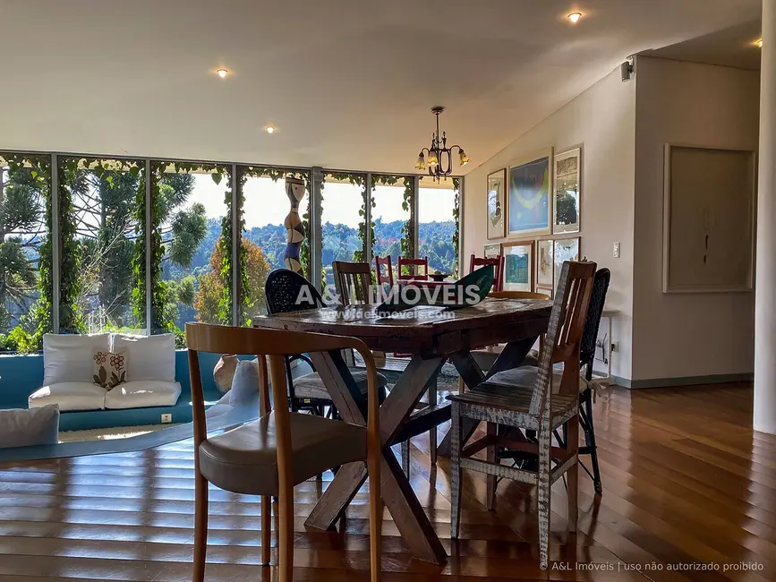 Casa com 5 quartos à venda, 539m2 em Campos Do Jordao - SP - imagem 6 Foto 6 de Casa com 5 quartos à venda, 539m2 em Campos Do Jordao - SP