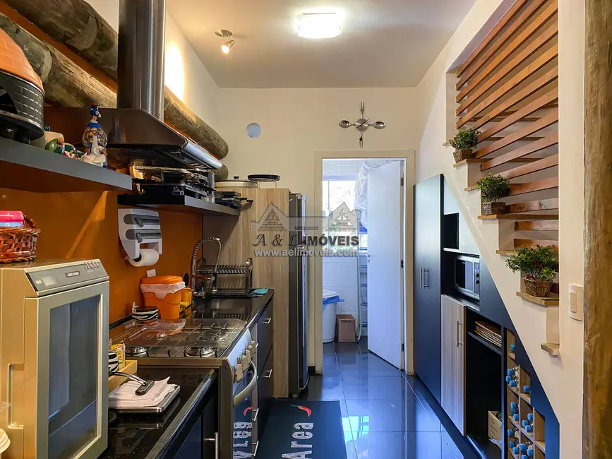 Apartamento com 4 quartos à venda, 230m2 em Campos Do Jordao - SP - imagem 9 Foto 9 de Apartamento com 4 quartos à venda, 230m2 em Campos Do Jordao - SP