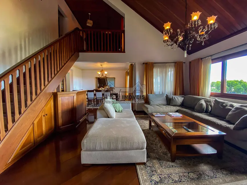 Apartamento com 5 quartos à venda, 310m2 em Campos Do Jordao - SP - imagem 3 Foto 3 de Apartamento com 5 quartos à venda, 310m2 em Campos Do Jordao - SP