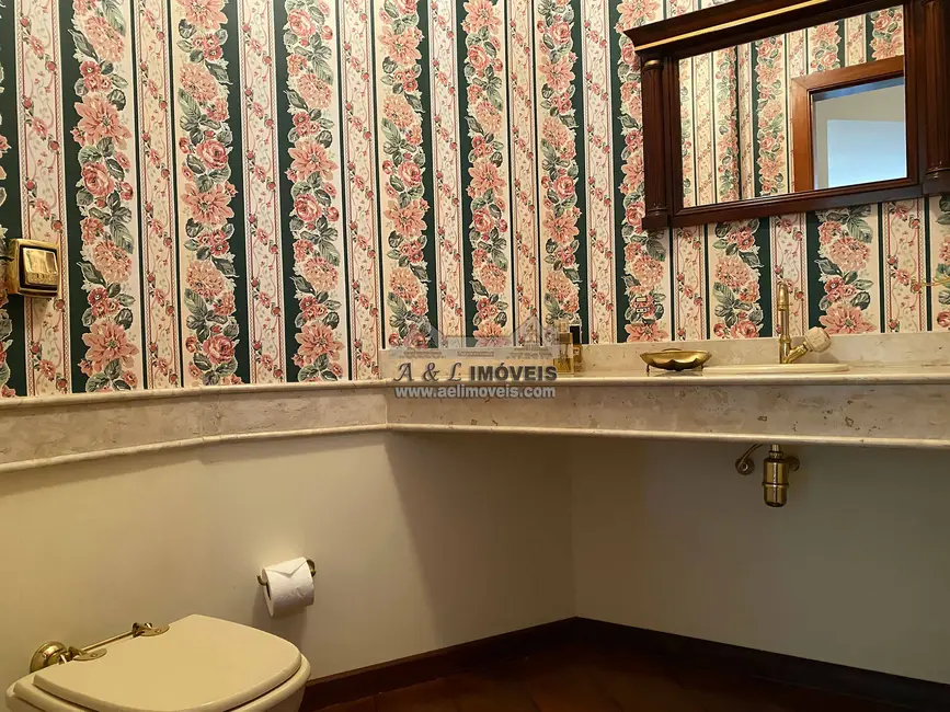 Apartamento com 4 quartos à venda, 245m2 em Campos Do Jordao - SP - imagem 7 Foto 7 de Apartamento com 4 quartos à venda, 245m2 em Campos Do Jordao - SP