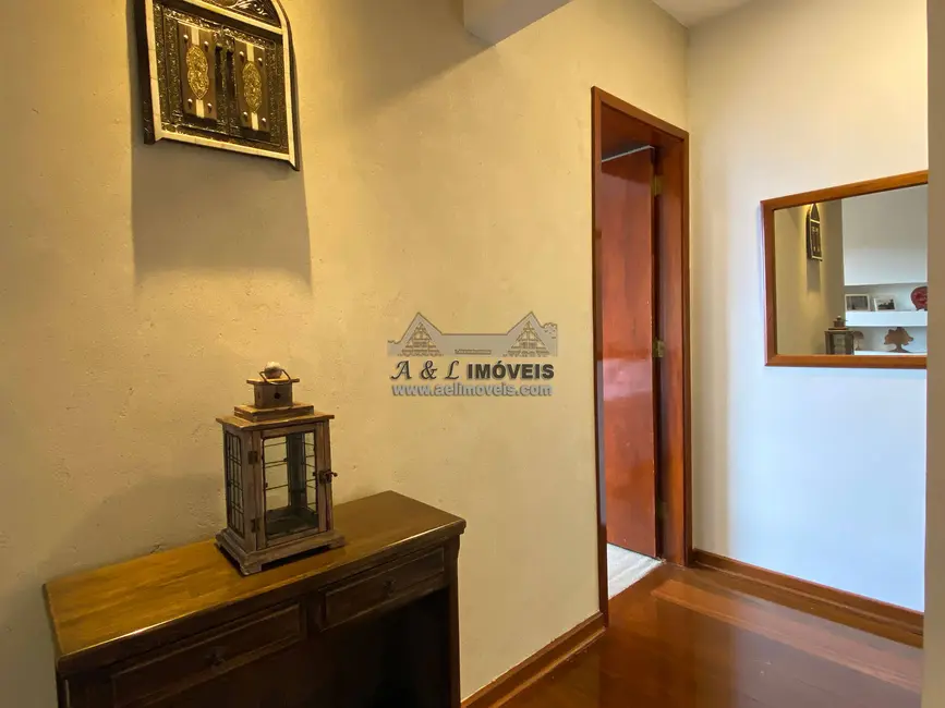 Foto 8 de Apartamento com 3 quartos à venda, 133m2 em Campos Do Jordao - SP