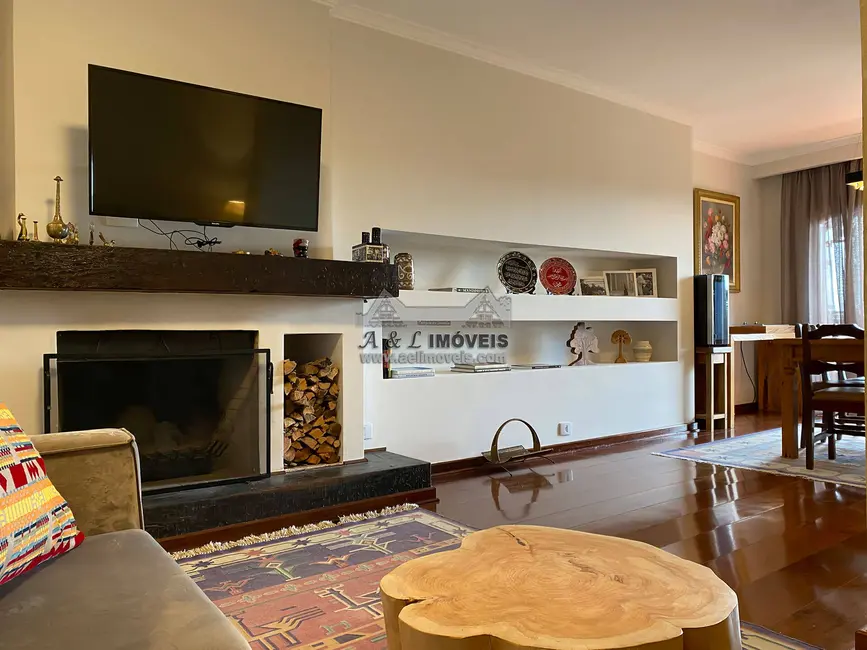 Foto 4 de Apartamento com 3 quartos à venda, 133m2 em Campos Do Jordao - SP