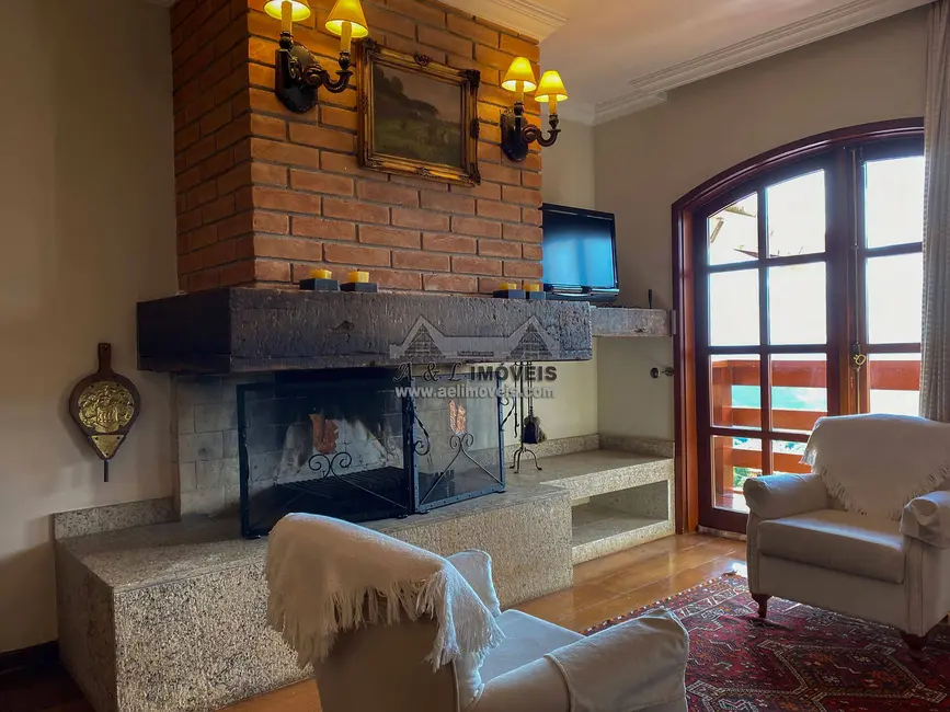 Foto 3 de Apartamento com 4 quartos à venda, 232m2 em Campos Do Jordao - SP