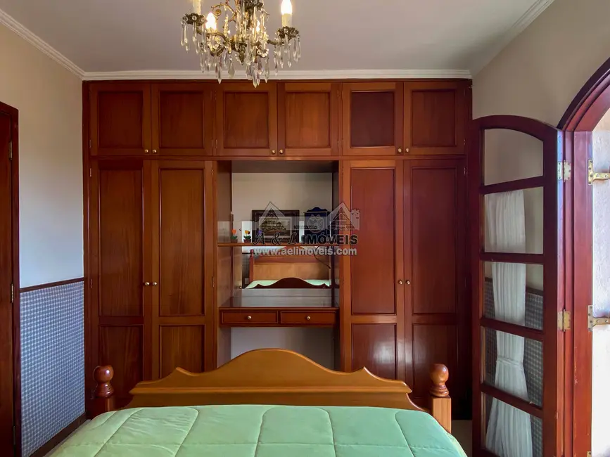 Foto 8 de Apartamento com 4 quartos à venda, 232m2 em Campos Do Jordao - SP