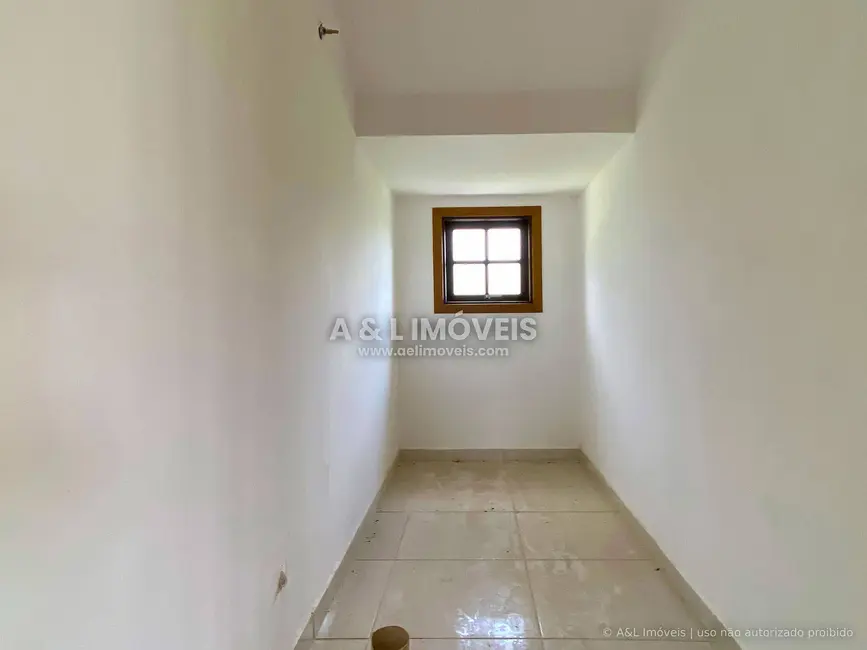 Casa de Condomínio com 3 quartos à venda, 123m2 em Campos Do Jordao - SP - imagem 6 Foto 6 de Casa de Condomínio com 3 quartos à venda, 123m2 em Campos Do Jordao - SP