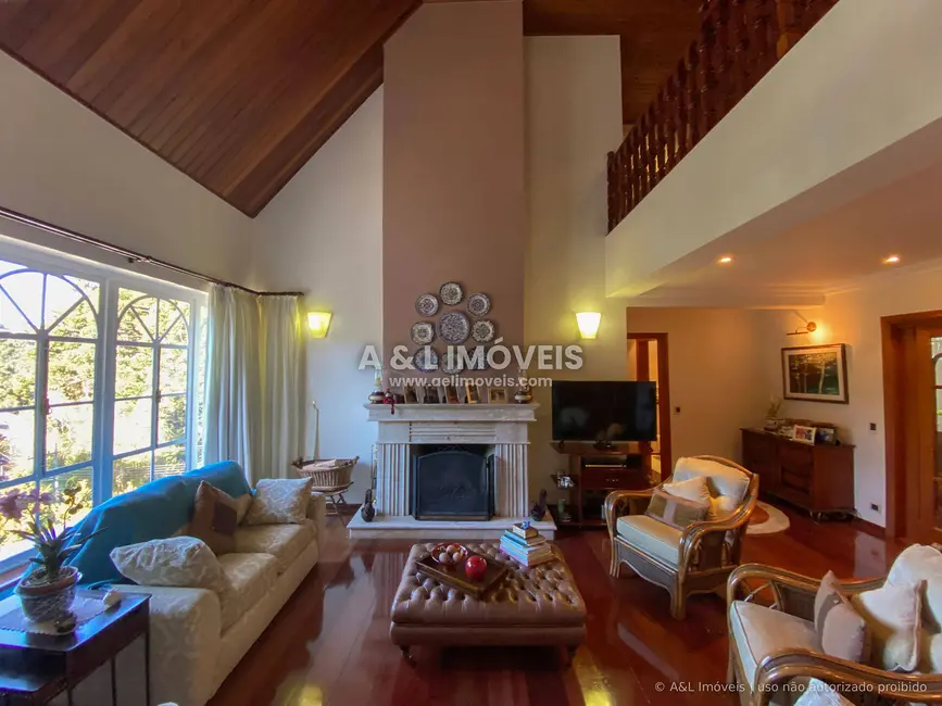 Apartamento com 5 quartos à venda, 289m2 em Campos Do Jordao - SP - imagem 3 Foto 3 de Apartamento com 5 quartos à venda, 289m2 em Campos Do Jordao - SP